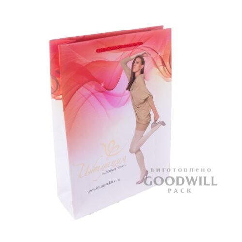 Пакет для одежды из мелованной бумаги с логотипом