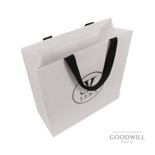 Пакет картонний з вклеєними ручками фотографія