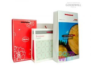 Брендові пакети з друком логотипу