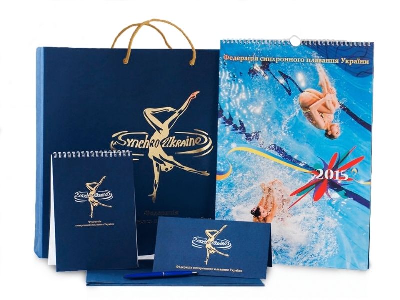 Брендована упаковка з логотипом на замовлення