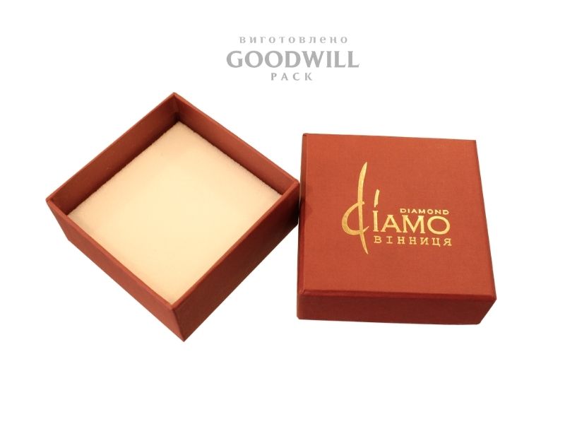 Коробочки брендовані для прикрас з ложементом
