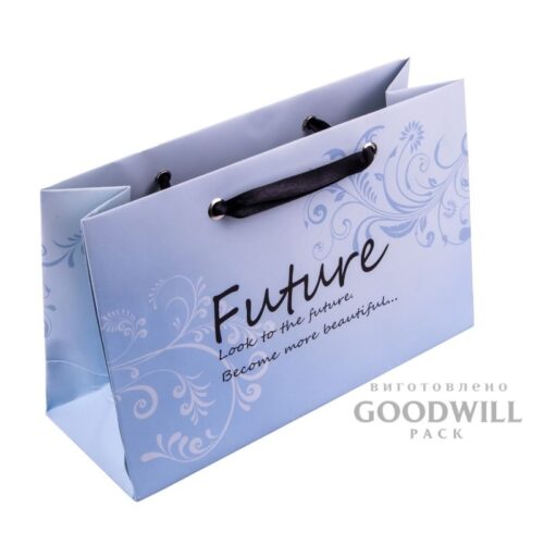 Фирменный пакет для ювелирных украшений фото