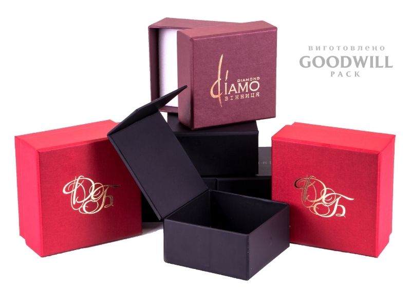 Картонні короки з логотипом компанії