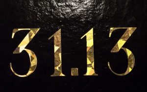 Тиснение голографической фольгой фото