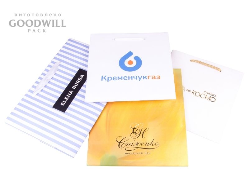 пакеты с логотипом