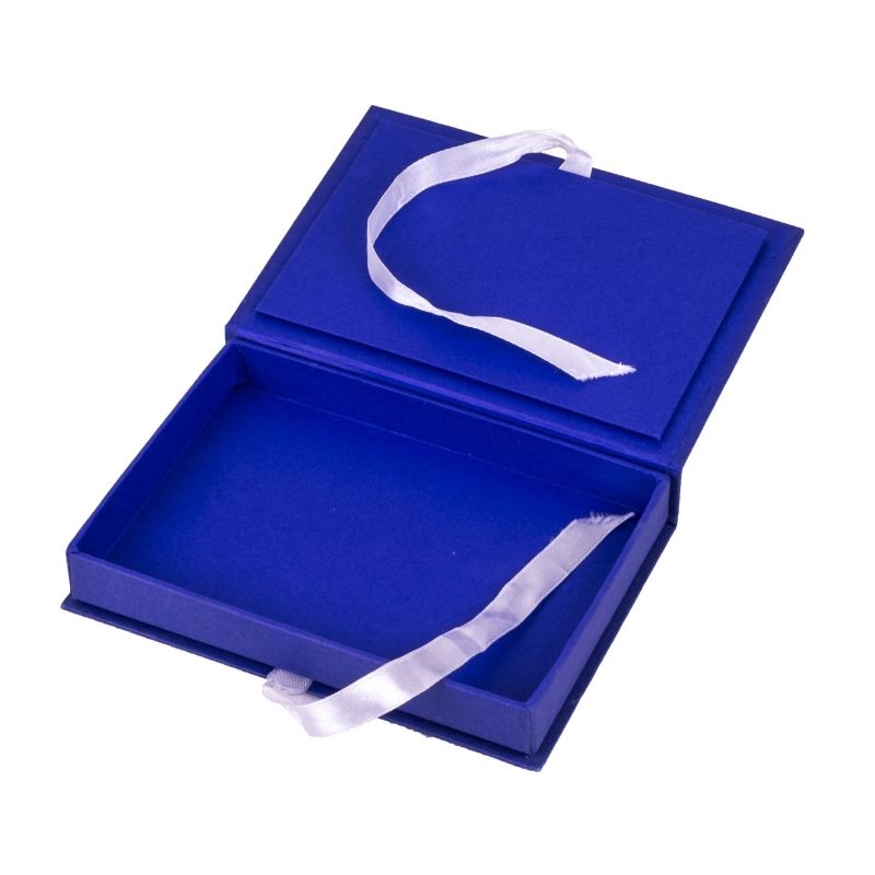 Коробка брендированная для корпоративных карт с логотипом фото