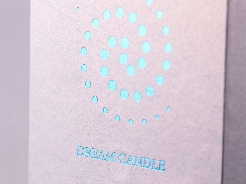 Логотип на коробке для свечи фото