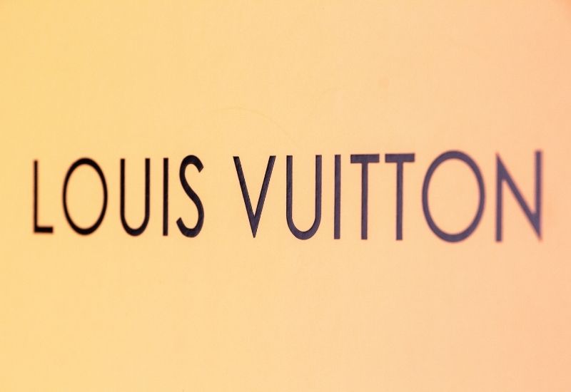 1 цвет Pаntone офсет на коробке фото