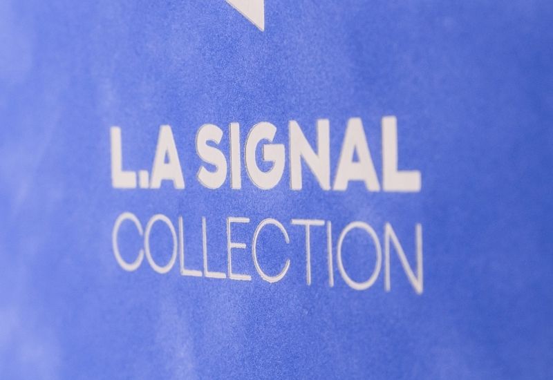 Тиснення кольорової матової фольгою фото