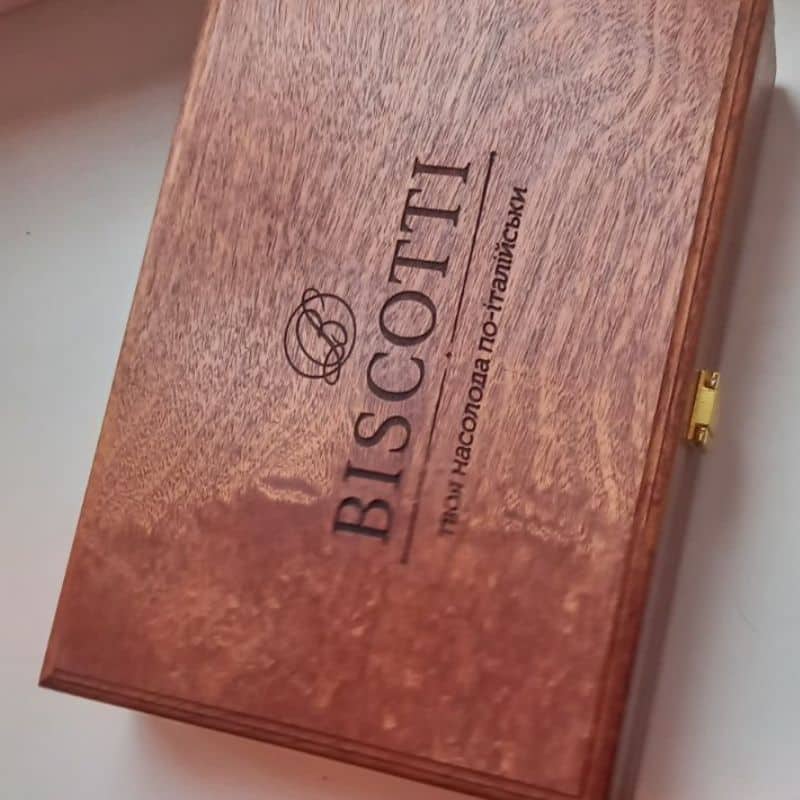 коробка из дерева