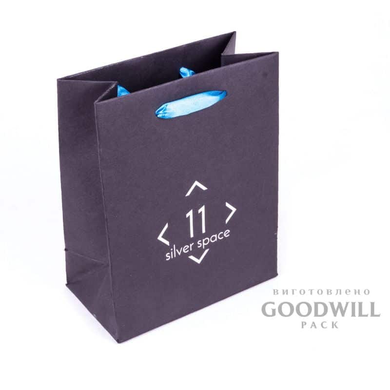 Пакет з атласними руками паперовий для прикрас фото - 1