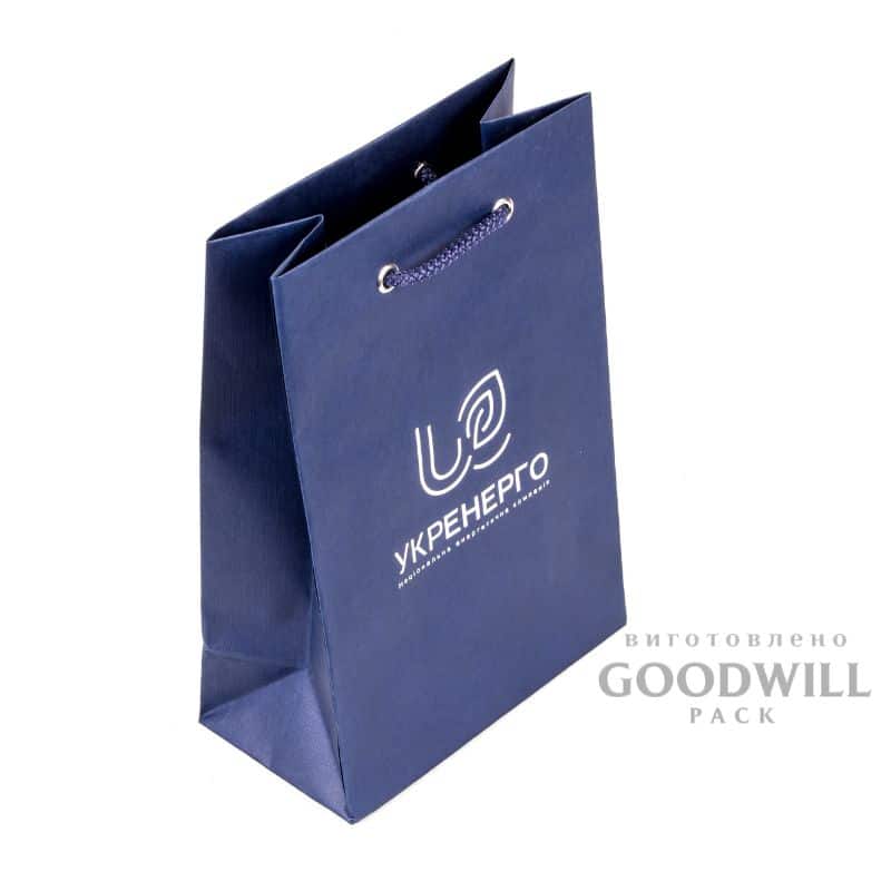 Пакет з тисненням логотипу срібною фольгою фотографія