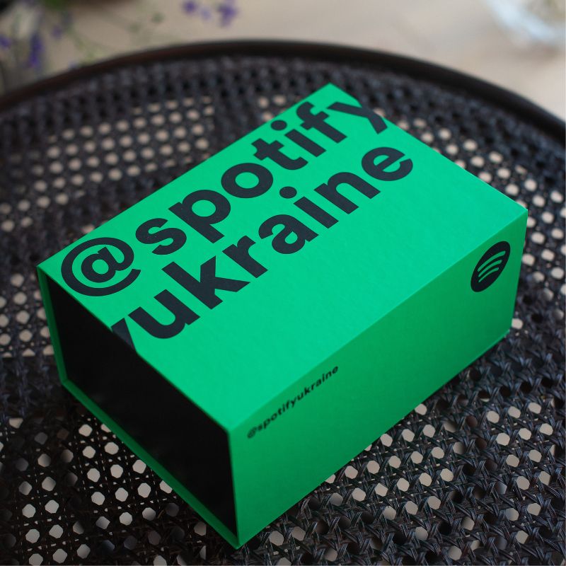 Фотографія подарункові коробки з логотипом