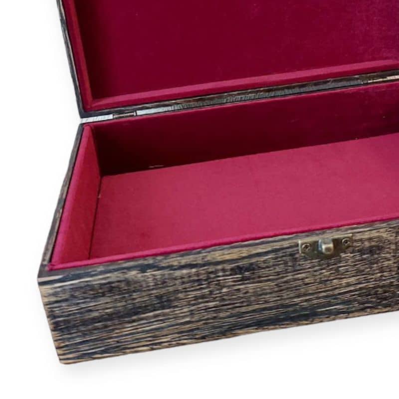 Коробка дуб з ложементом фотографія