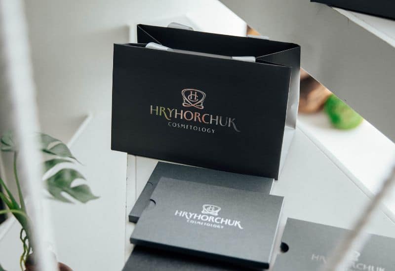 Фірмова упаковка з логотипом фотографія