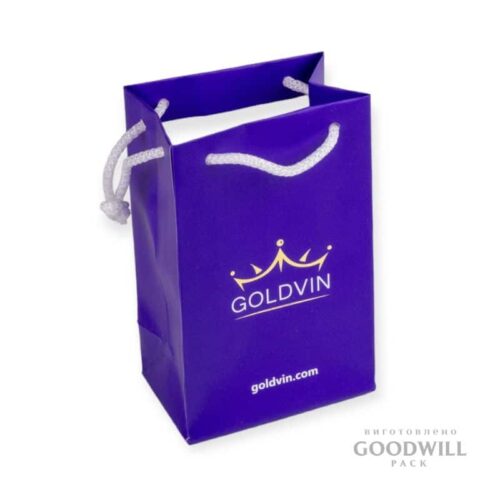 Пакет брендований з мелованого пакету з тисненням фотографія