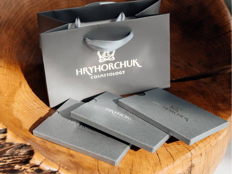 Пакування з друком логотипа фотографія