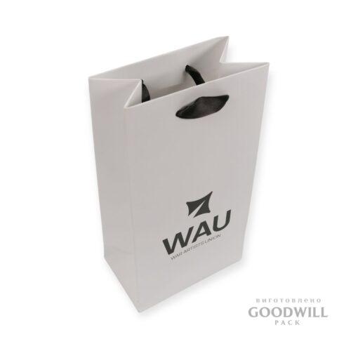Пакет брендований для подарунків з друком логотипа фотографія