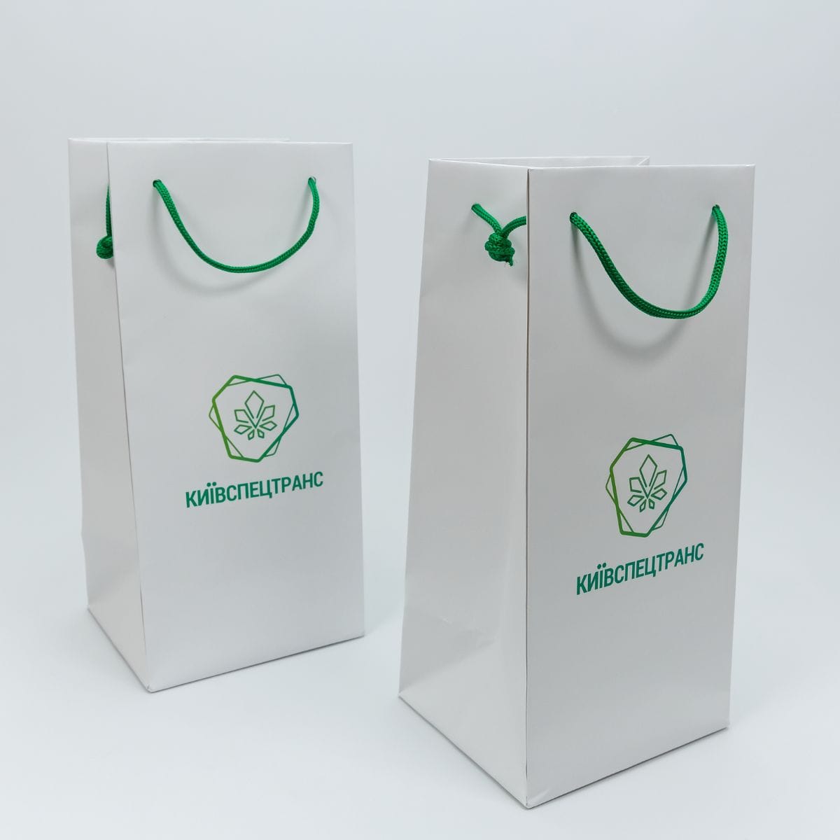 Фірмові пакети виготовлені по індивідуальному замовленню фото