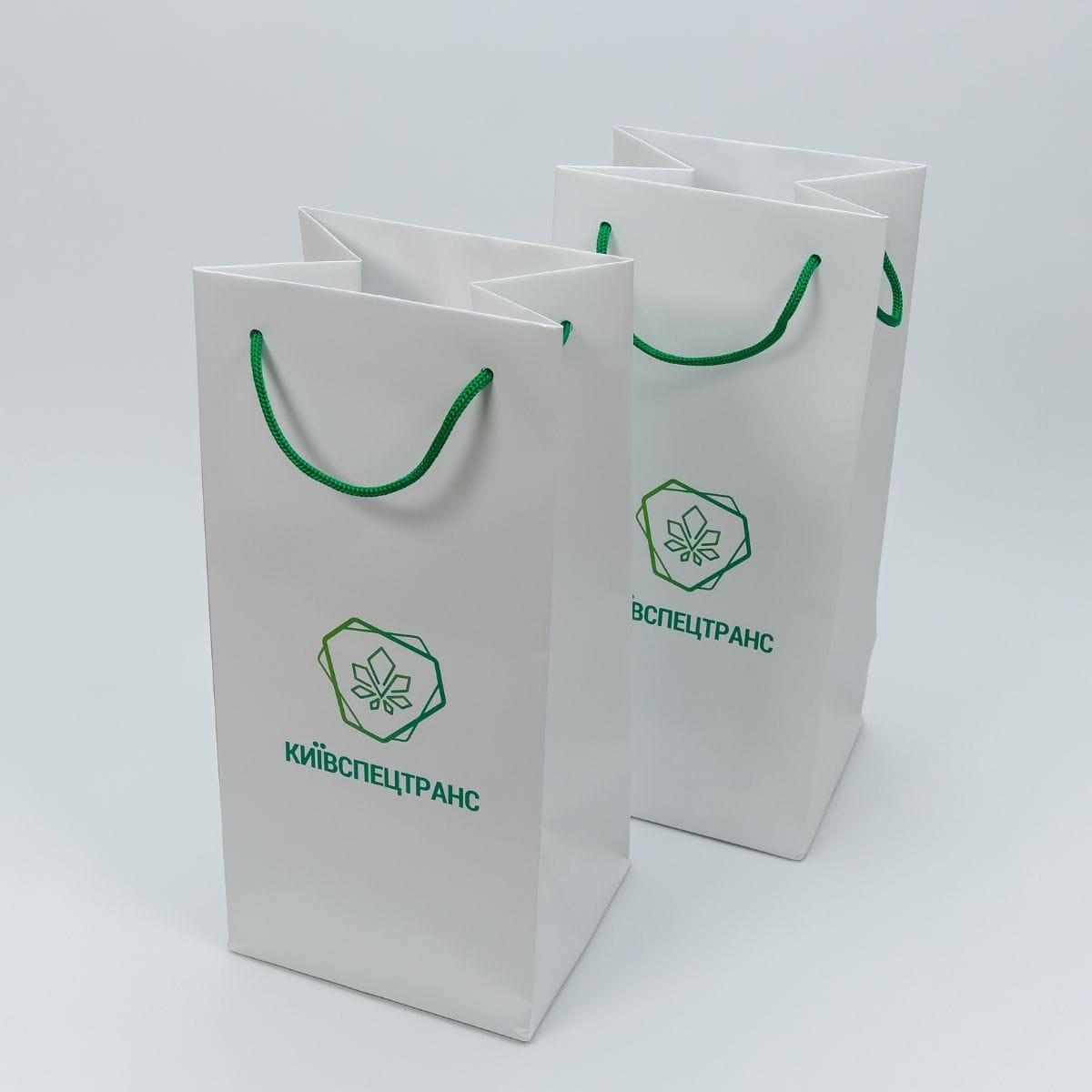 Оригінальна брендова упаковка фото