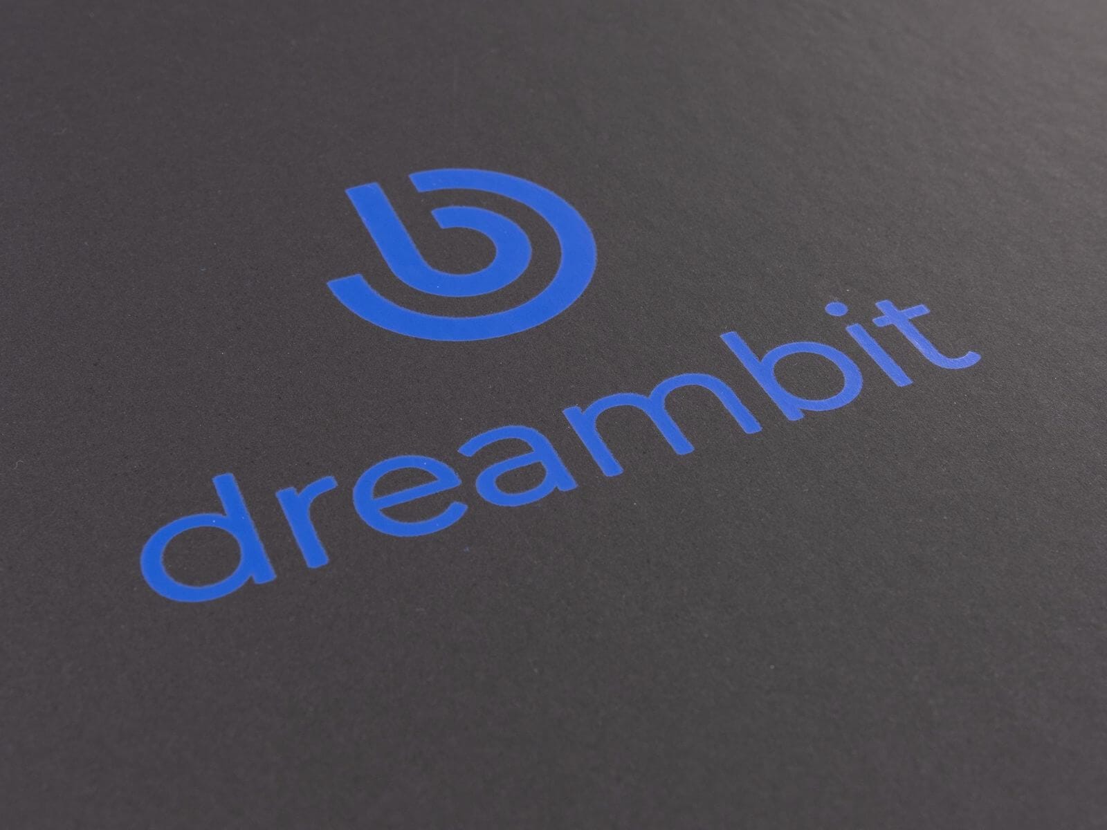 Друк логотипу на коробці приклад фото