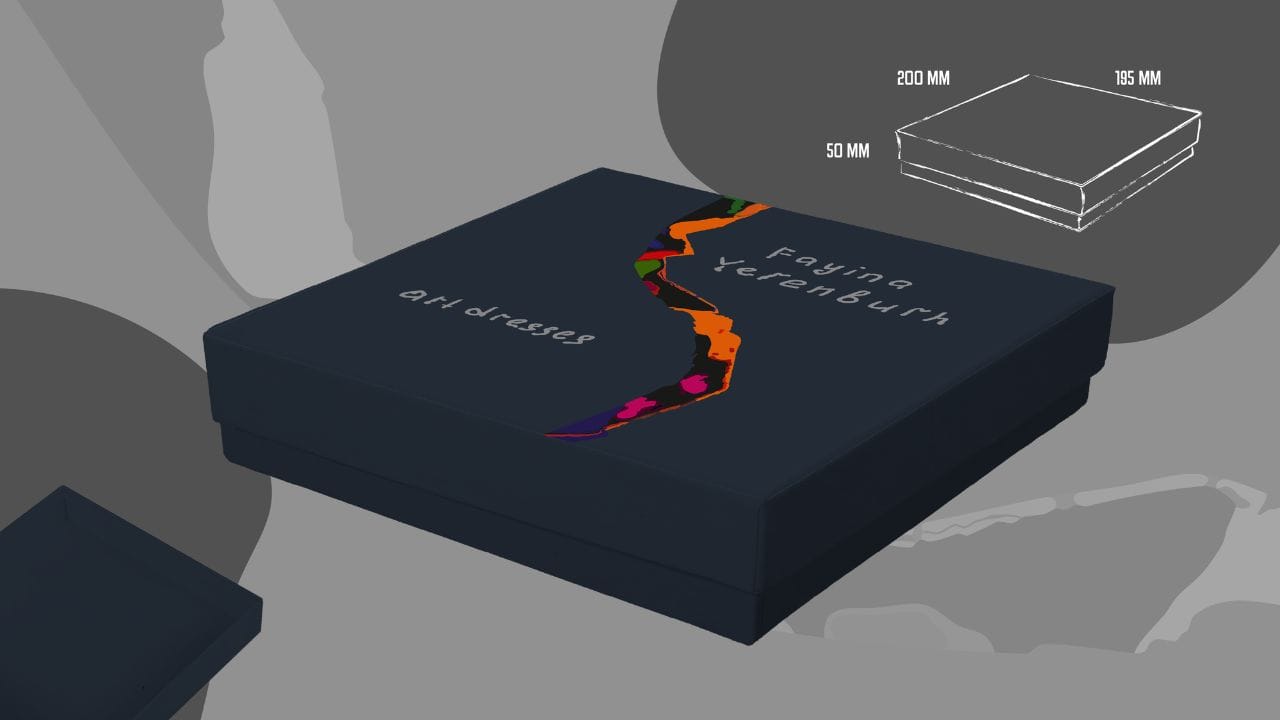 Коробка фірмова для шарфів та хусток чорна фотографія