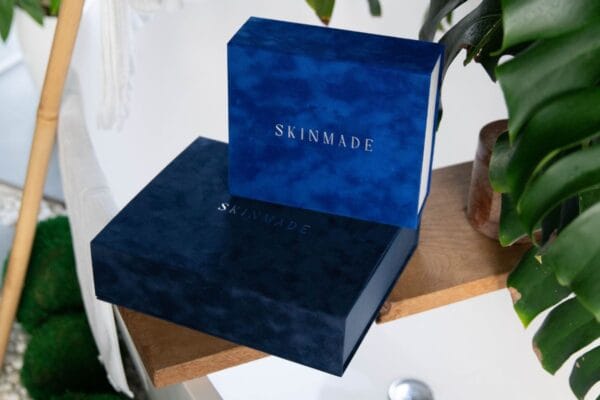 Коробки з кашируванням дизайнерська бумага фотографія