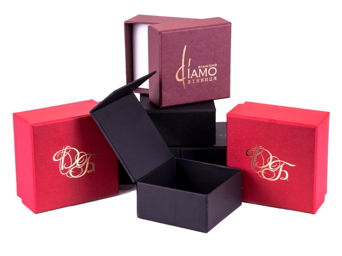 Коробки з логотипом компанії приклад фотографія